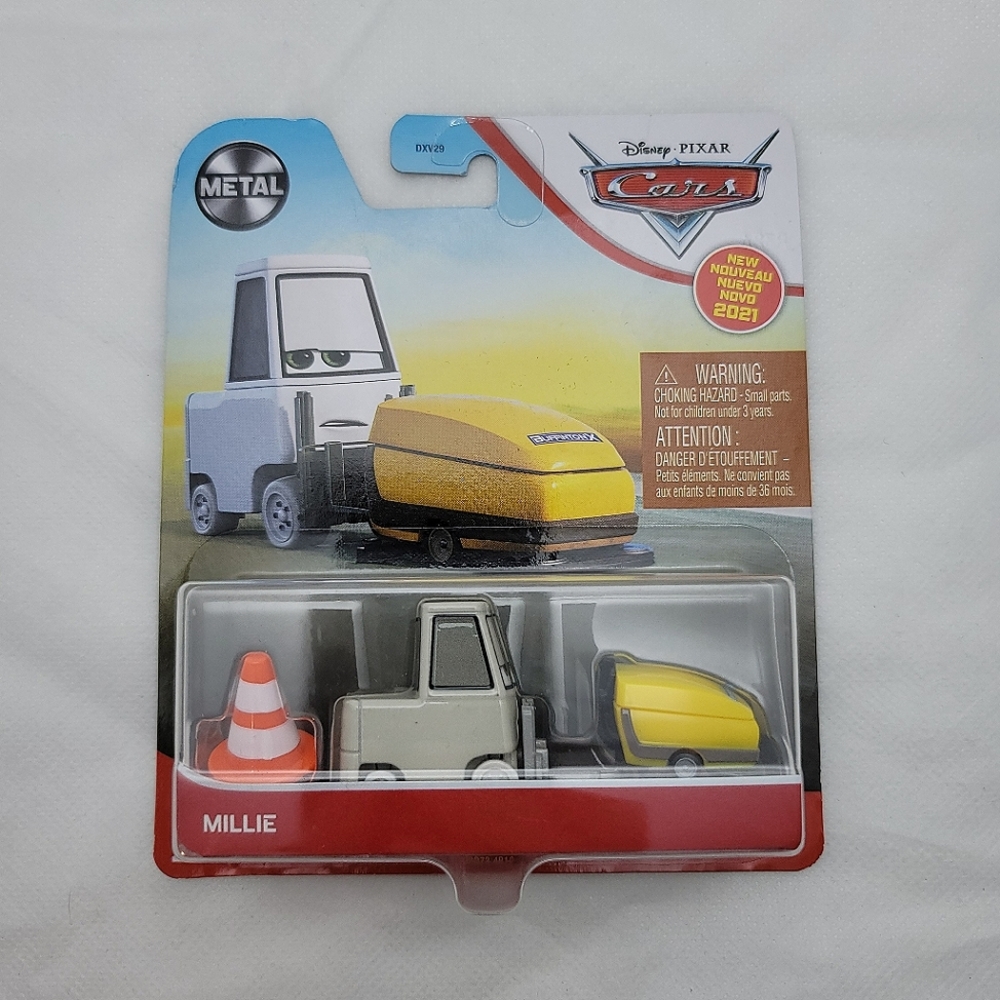 Disney Pixar Cars 3 Millie